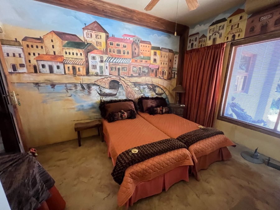 5 Bedroom Property for Sale in Maraldi Estate Free State